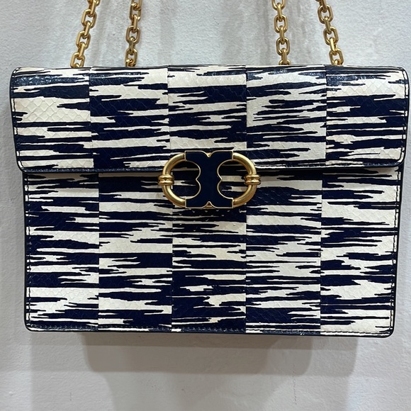 TORY BURCH - Gemini Link Snake Ladies Medium Leather Chain Shoulder Bag - Picture 3 of 17